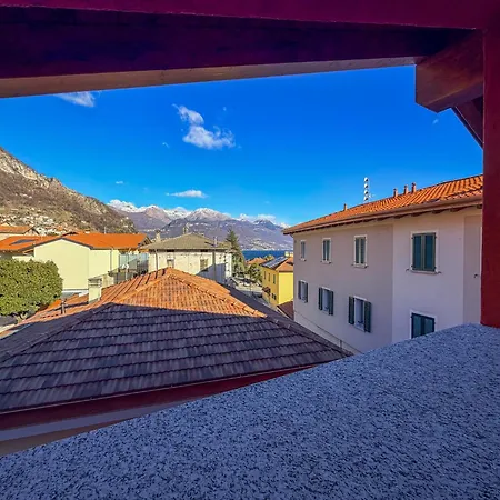 Villa Rossa - 2 Steps From The Lake Villa *